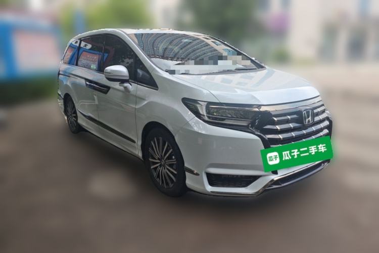Used Honda Elysion 2024 2.0L eHEV Luxury Edition Front Right 45 Deg