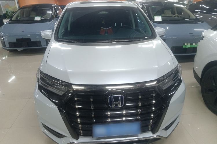 Used Honda Elysion 2024 2.0L eHEV Luxury Edition Front