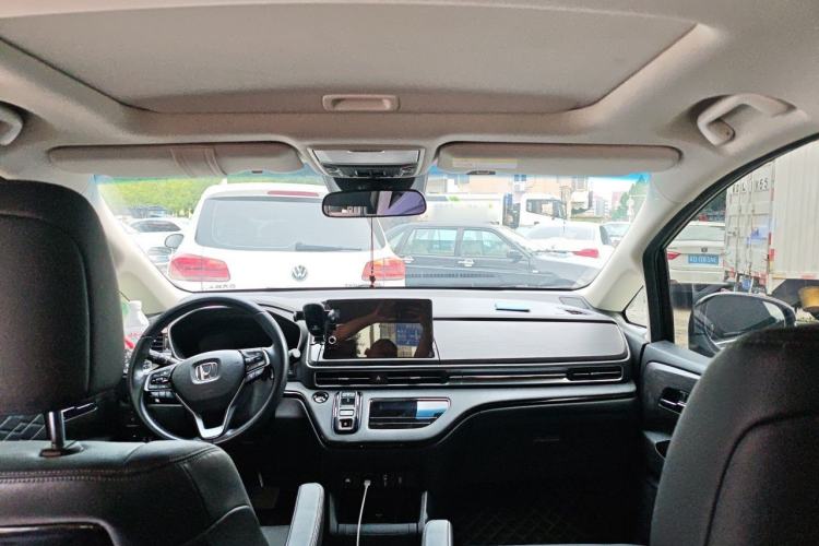 Used Honda Elysion 2024 2.0L eHEV Luxury Edition Headliner