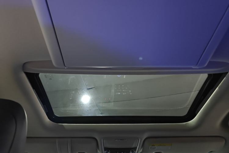 Used Honda Elysion 2024 2.0L eHEV Luxury Edition Headliner