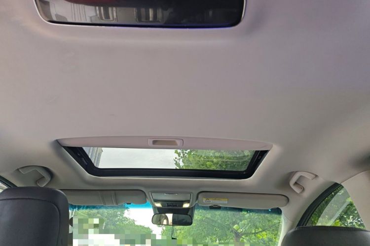 Used Honda Elysion 2024 2.0L eHEV Luxury Edition Headliner