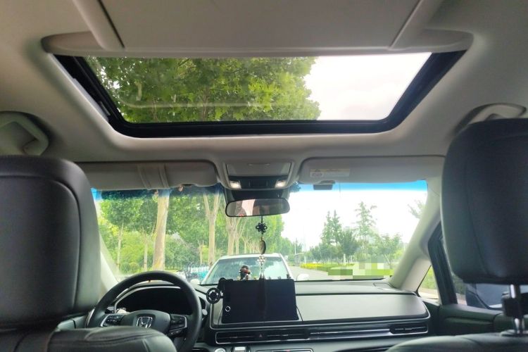 Used Honda Elysion 2024 2.0L eHEV Luxury Edition Headliner