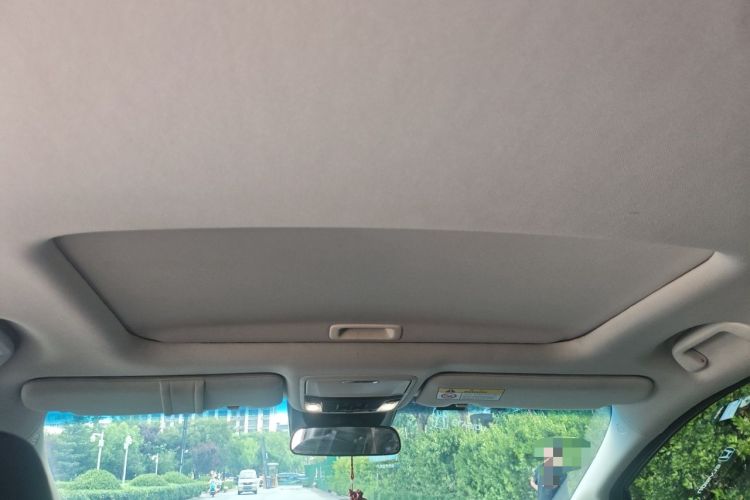 Used Honda Elysion 2024 2.0L eHEV Luxury Edition Headliner