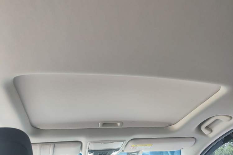 Used Honda Elysion 2024 2.0L eHEV Classic Edition Headliner