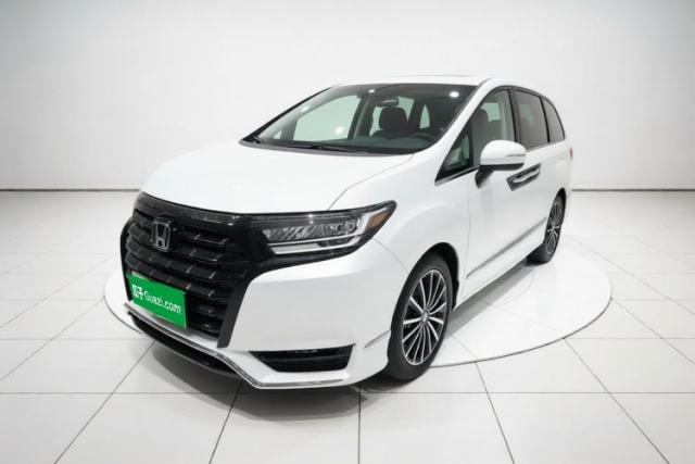 Honda Elysion 2024 2.0L eHEV Luxury Edition с пробегом