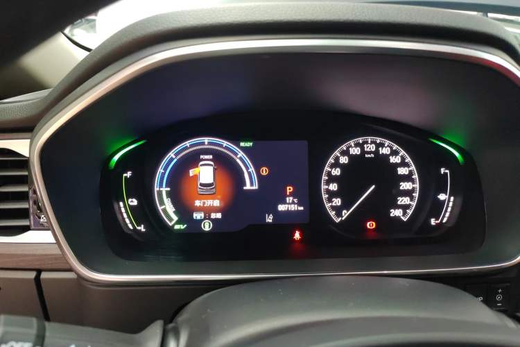 Used Honda Elysion 2024 2.0L eHEV Luxury Edition Instrument Cluster