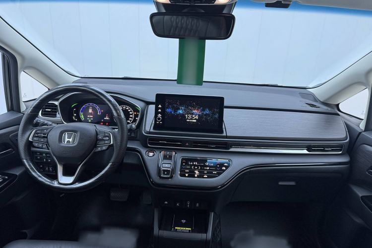 Used Honda Elysion 2024 2.0L eHEV Ultimate Edition Interior 1