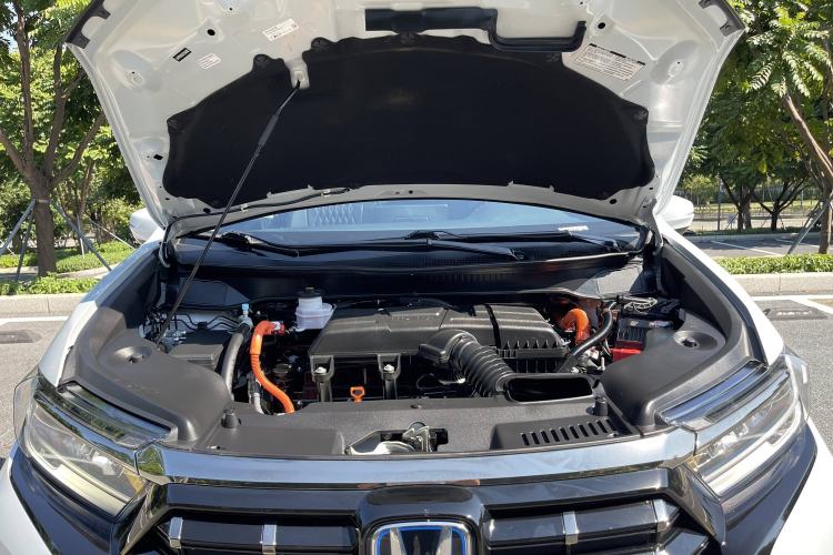 Used Honda Elysion 2024 2.0L eHEV Luxury Edition Interior 12