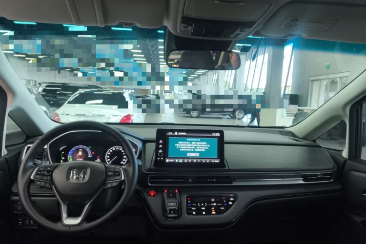 Used Honda Elysion 2024 2.0L eHEV Luxury Edition Interior 2