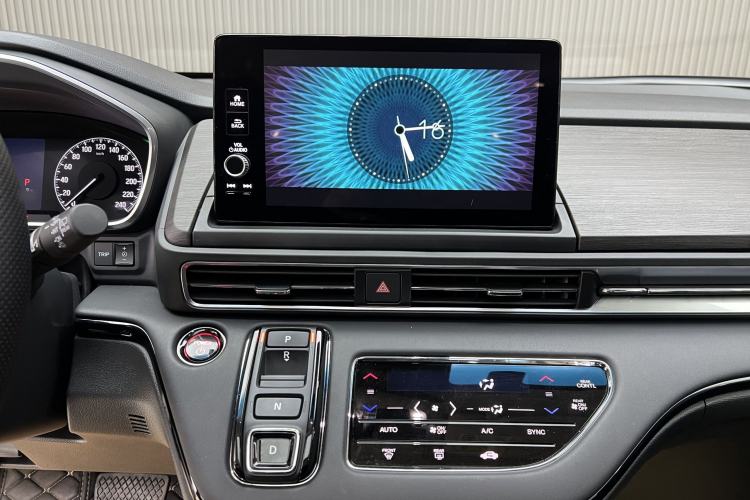 Used Honda Elysion 2024 2.0L eHEV Luxury Edition Interior 4