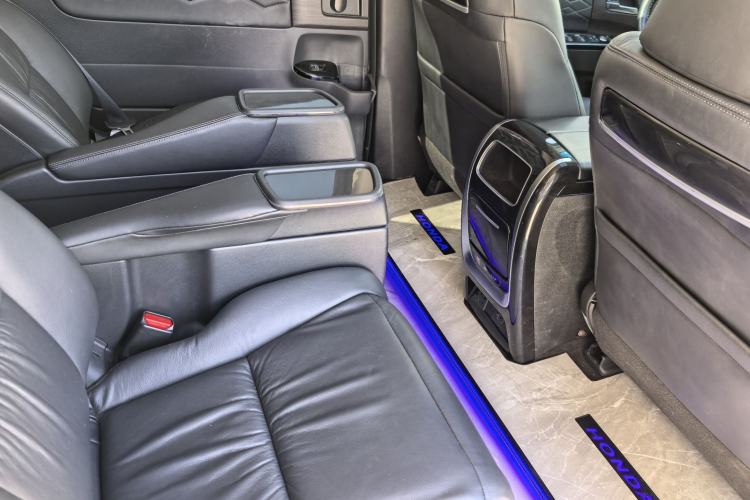 Used Honda Elysion 2024 2.0L eHEV Luxury Edition Interior 8
