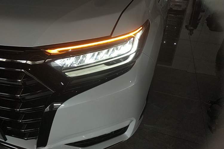 Used Honda Elysion 2024 2.0L eHEV Luxury Edition Left Front Headlight