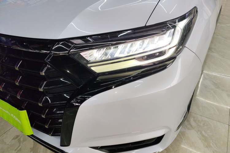 Used Honda Elysion 2024 2.0L eHEV Luxury Edition Left Front Headlight