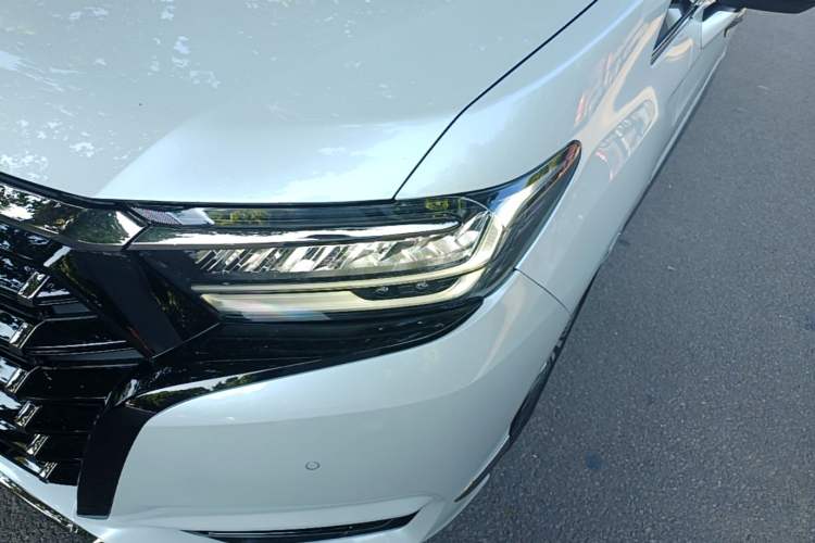 Used Honda Elysion 2024 2.0L eHEV Luxury Edition Left Front Headlight