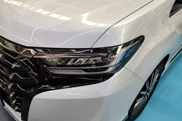 Used Honda Elysion 2024 2.0L eHEV Luxury Edition Left Front Headlight