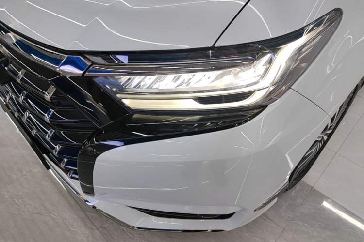 Used Honda Elysion 2024 2.0L eHEV Classic Edition Left Front Headlight
