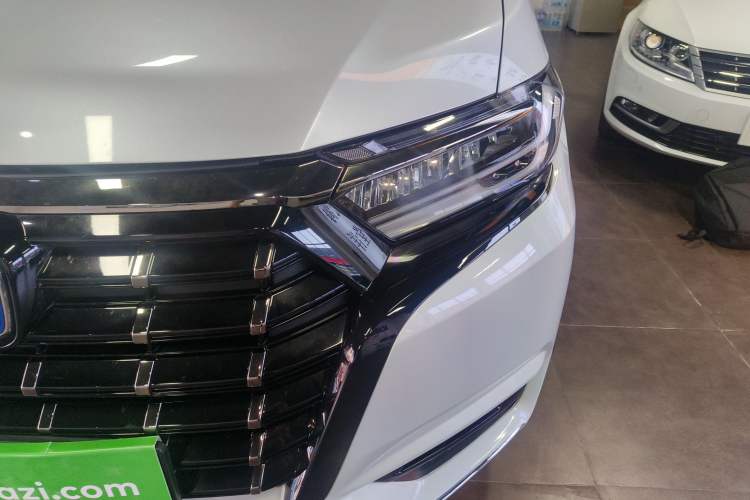 Used Honda Elysion 2024 2.0L eHEV Luxury Edition Left Front Headlight