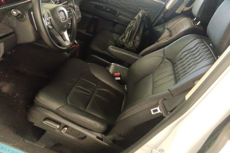 Used Honda Elysion 2024 2.0L eHEV Luxury Edition Left Front Seat