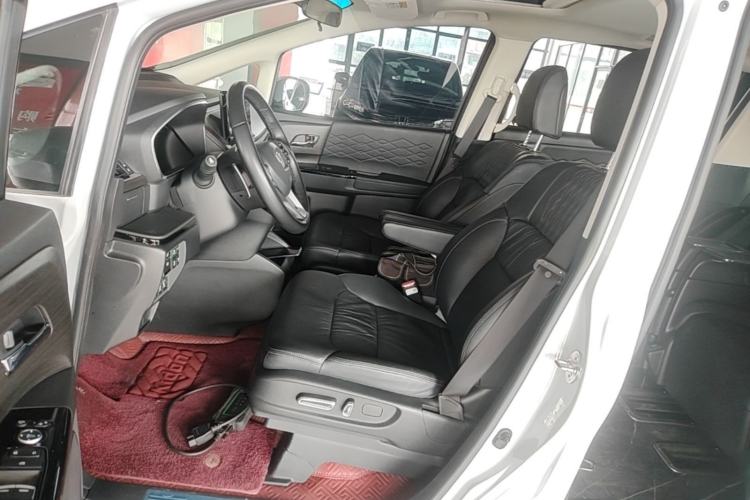 Used Honda Elysion 2024 2.0L eHEV Luxury Edition Left Front Seat