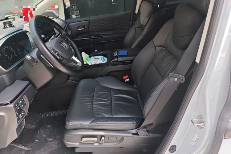 Used Honda Elysion 2024 2.0L eHEV Luxury Edition Left Front Seat