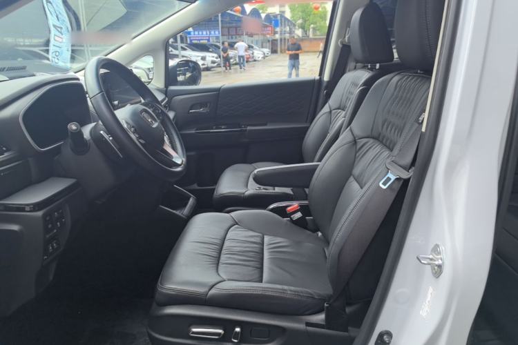 Used Honda Elysion 2024 2.0L eHEV Luxury Edition Left Front Seat
