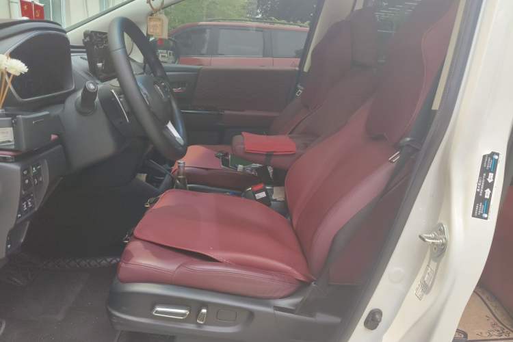 Used Honda Elysion 2024 2.0L eHEV Ultimate Edition Left Front Seat