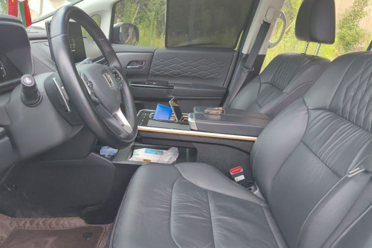 Used Honda Elysion 2024 2.0L eHEV Luxury Edition Left Front Seat