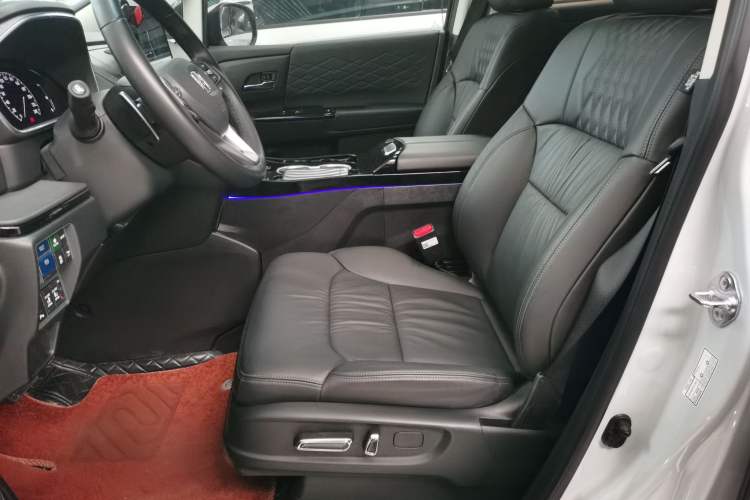 Used Honda Elysion 2024 2.0L eHEV Luxury Edition Left Front Seat