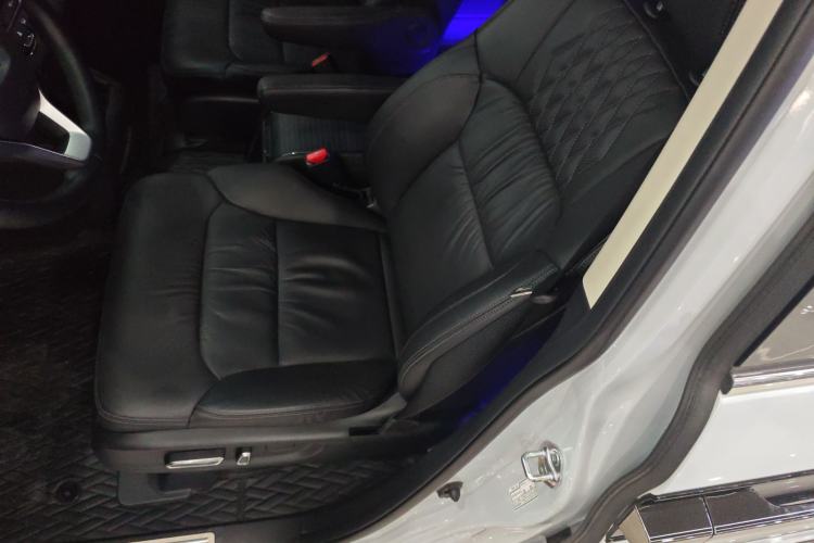 Used Honda Elysion 2024 2.0L eHEV Luxury Edition Left Front Seat