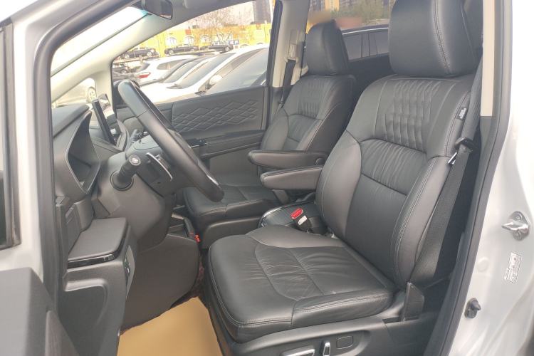 Used Honda Elysion 2024 2.0L eHEV Luxury Edition Left Front Seat