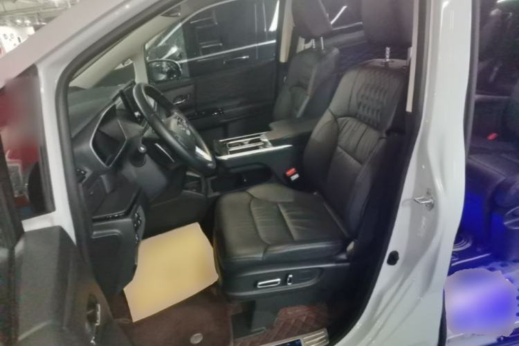 Used Honda Elysion 2024 2.0L eHEV Luxury Edition Left Front Seat