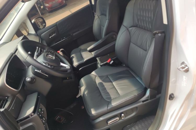 Used Honda Elysion 2024 2.0L eHEV Luxury Edition Left Front Seat