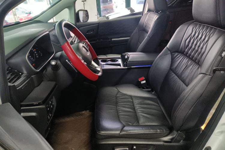 Used Honda Elysion 2024 2.0L eHEV Luxury Edition Left Front Seat