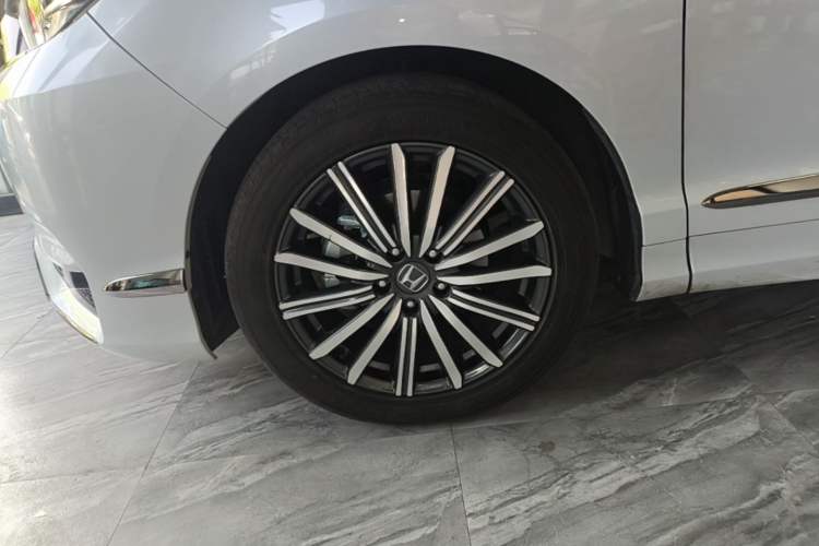 Used Honda Elysion 2024 2.0L eHEV Luxury Edition Left Front Wheel Hub