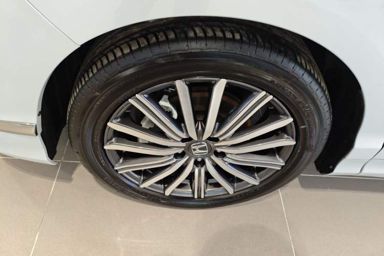 Used Honda Elysion 2024 2.0L eHEV Luxury Edition Left Front Wheel Hub