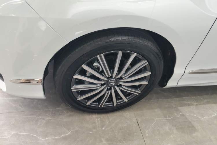 Used Honda Elysion 2024 2.0L eHEV Luxury Edition Left Front Wheel Hub