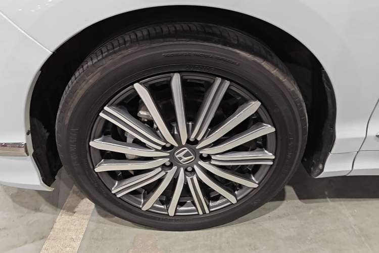 Used Honda Elysion 2024 2.0L eHEV Luxury Edition Left Front Wheel Hub