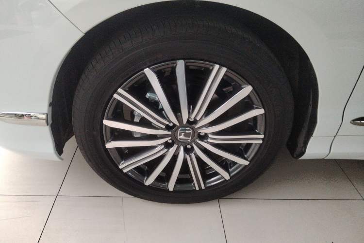 Used Honda Elysion 2024 2.0L eHEV Ultimate Edition Left Front Wheel Hub