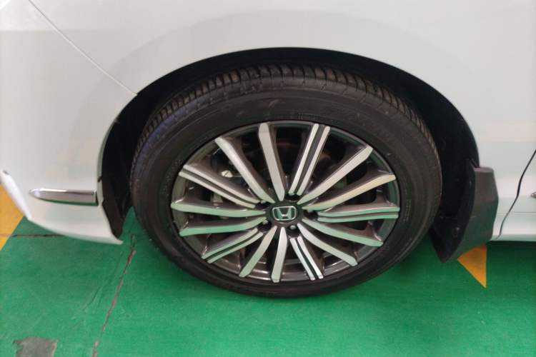Used Honda Elysion 2024 2.0L eHEV Comfort Edition Left Front Wheel Hub
