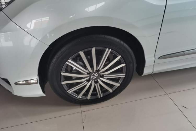 Used Honda Elysion 2024 2.0L eHEV Luxury Edition Left Front Wheel Hub