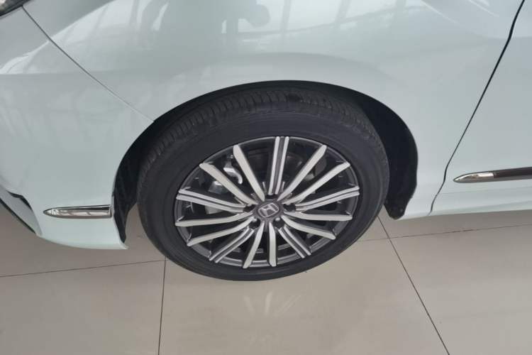 Used Honda Elysion 2024 2.0L eHEV Luxury Edition Left Front Wheel Hub
