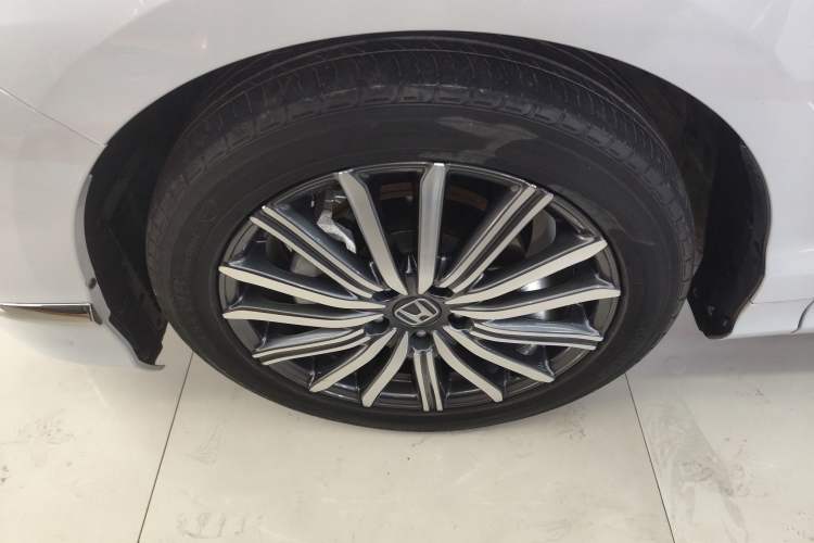 Used Honda Elysion 2024 2.0L eHEV Luxury Edition Left Front Wheel Hub