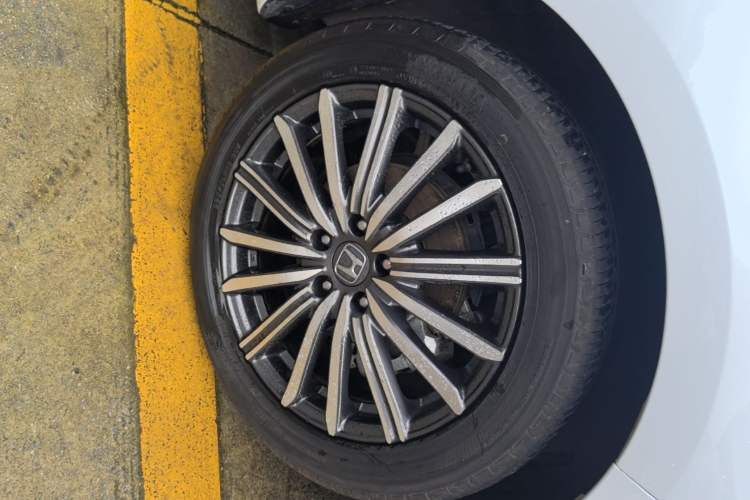 Used Honda Elysion 2024 2.0L eHEV Luxury Edition Left Front Wheel Hub