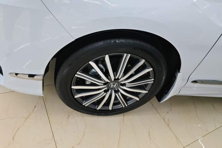 Used Honda Elysion 2024 2.0L eHEV Luxury Edition Left Front Wheel Hub