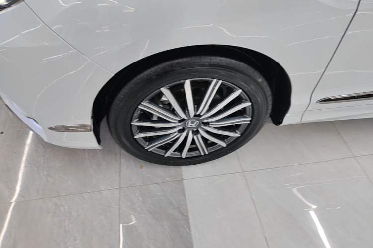 Used Honda Elysion 2024 2.0L eHEV Classic Edition Left Front Wheel Hub