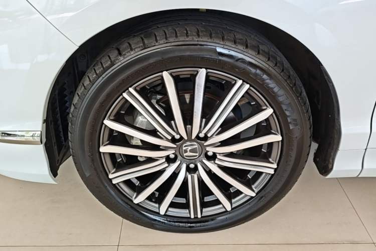 Used Honda Elysion 2024 2.0L eHEV Luxury Edition Left Front Wheel Hub
