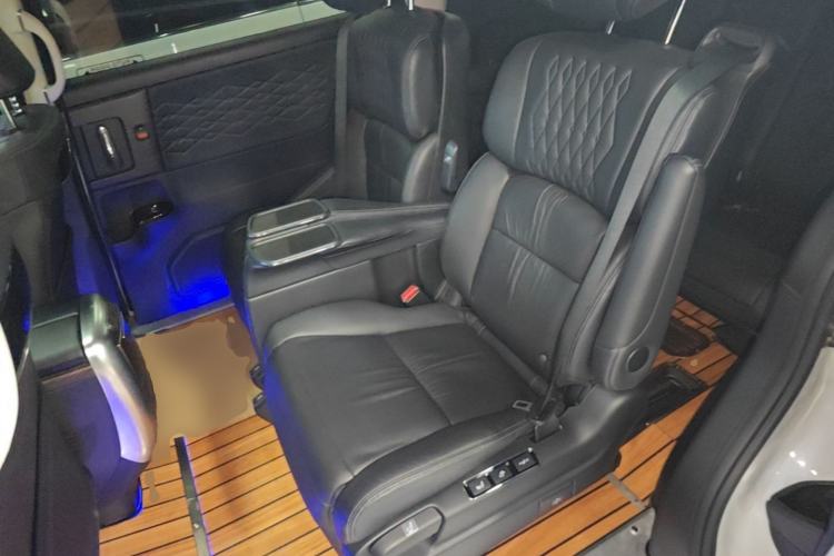 Used Honda Elysion 2024 2.0L eHEV Luxury Edition Left Rear Seat