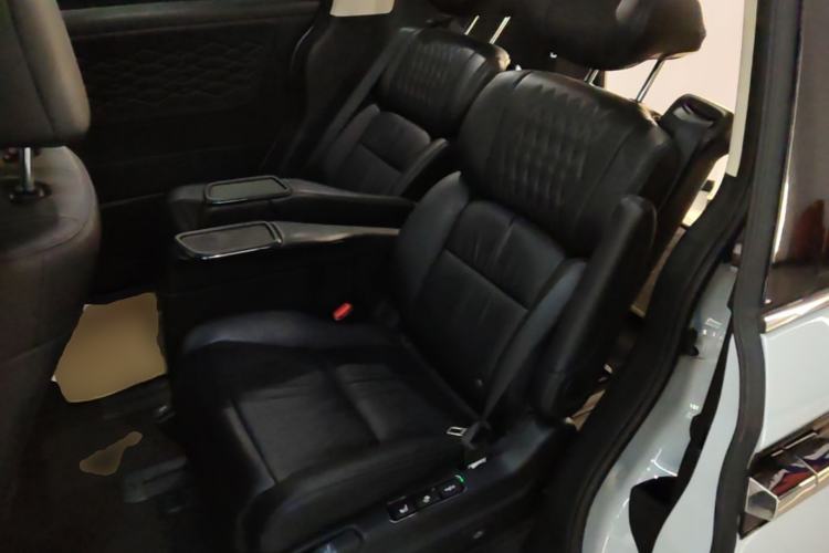 Used Honda Elysion 2024 2.0L eHEV Luxury Edition Left Rear Seat