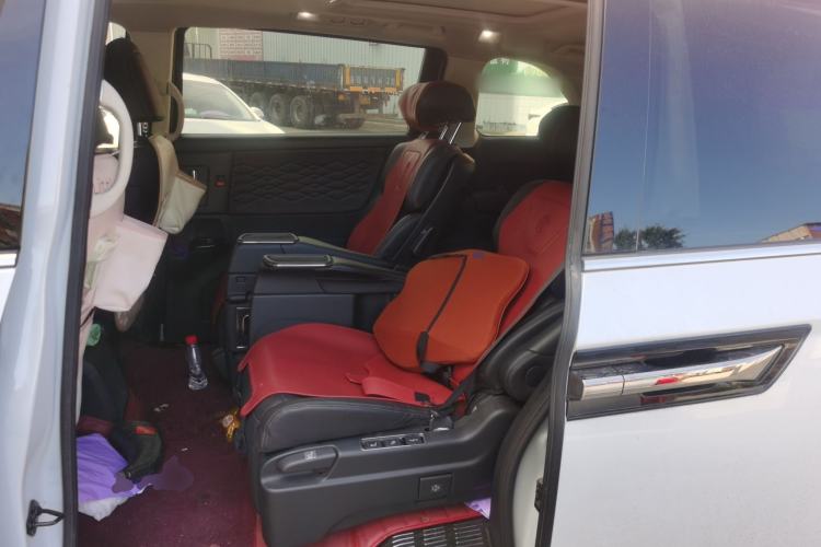 Used Honda Elysion 2024 2.0L eHEV Ultimate Edition Left Rear Seat