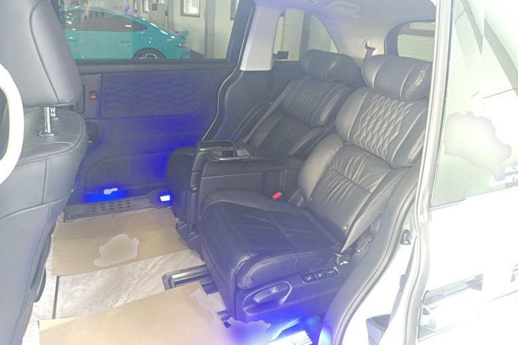 Used Honda Elysion 2024 2.0L eHEV Luxury Edition Left Rear Seat
